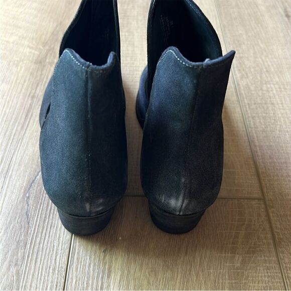 Free People Charm Double V Ankle Boots Black Suede Ankle Boots US 9.5 - Picture 5 of 10
